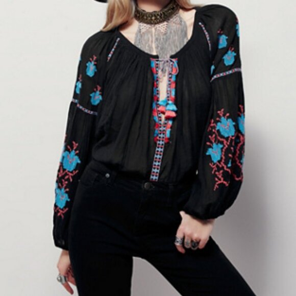 Free People Tops - Free People Marishka Peasant Blouse in black